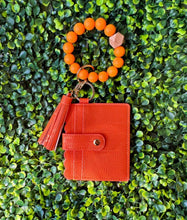 Load image into Gallery viewer, Beaded ID holder wristlet