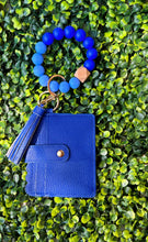 Load image into Gallery viewer, Beaded ID holder wristlet