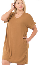 Load image into Gallery viewer, Plus Pocket Dress
