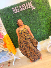 Load image into Gallery viewer, Tank Pocket Dress
