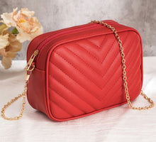 Load image into Gallery viewer, Mini Gold Chain Strap Purse
